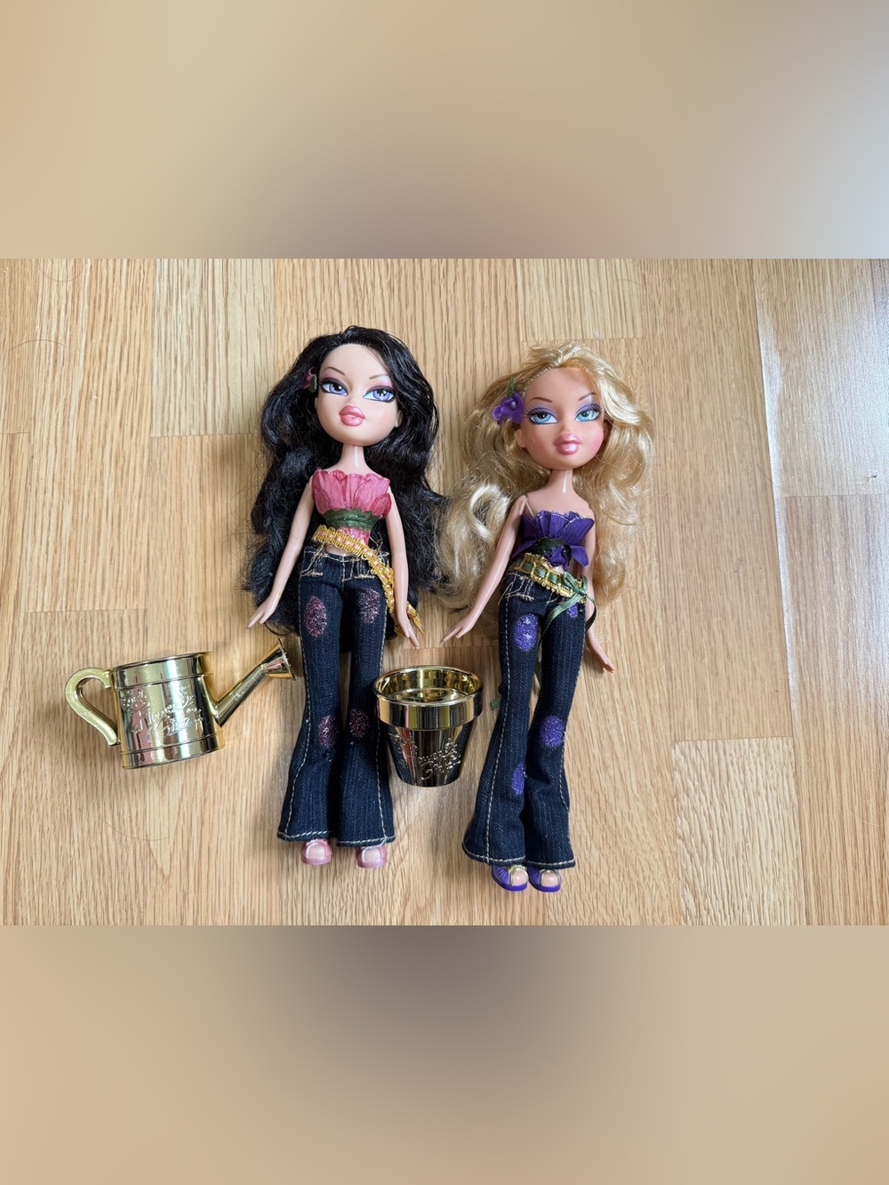 Bratz Flower Girls Nora & Cloe bundle